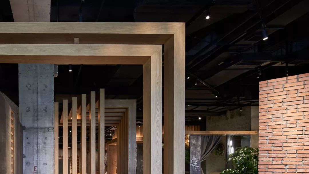 园里火锅餐厅（府城大道）丨China-21