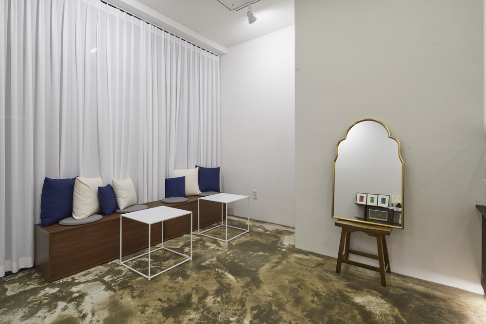 简约风格 12 平米咖啡馆设计-5