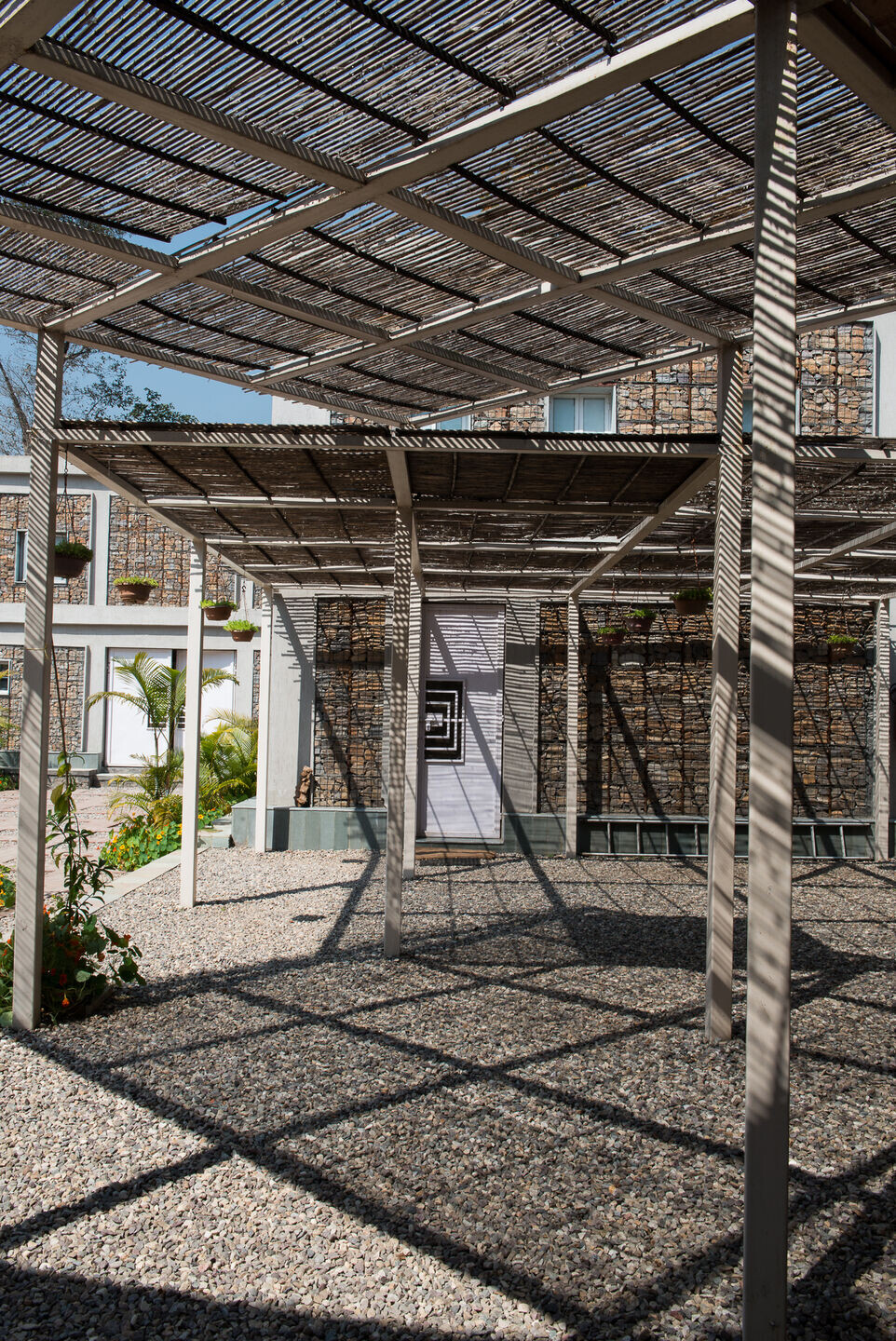 河畔石韵 · RLDA 的创新度假胜地设计-8