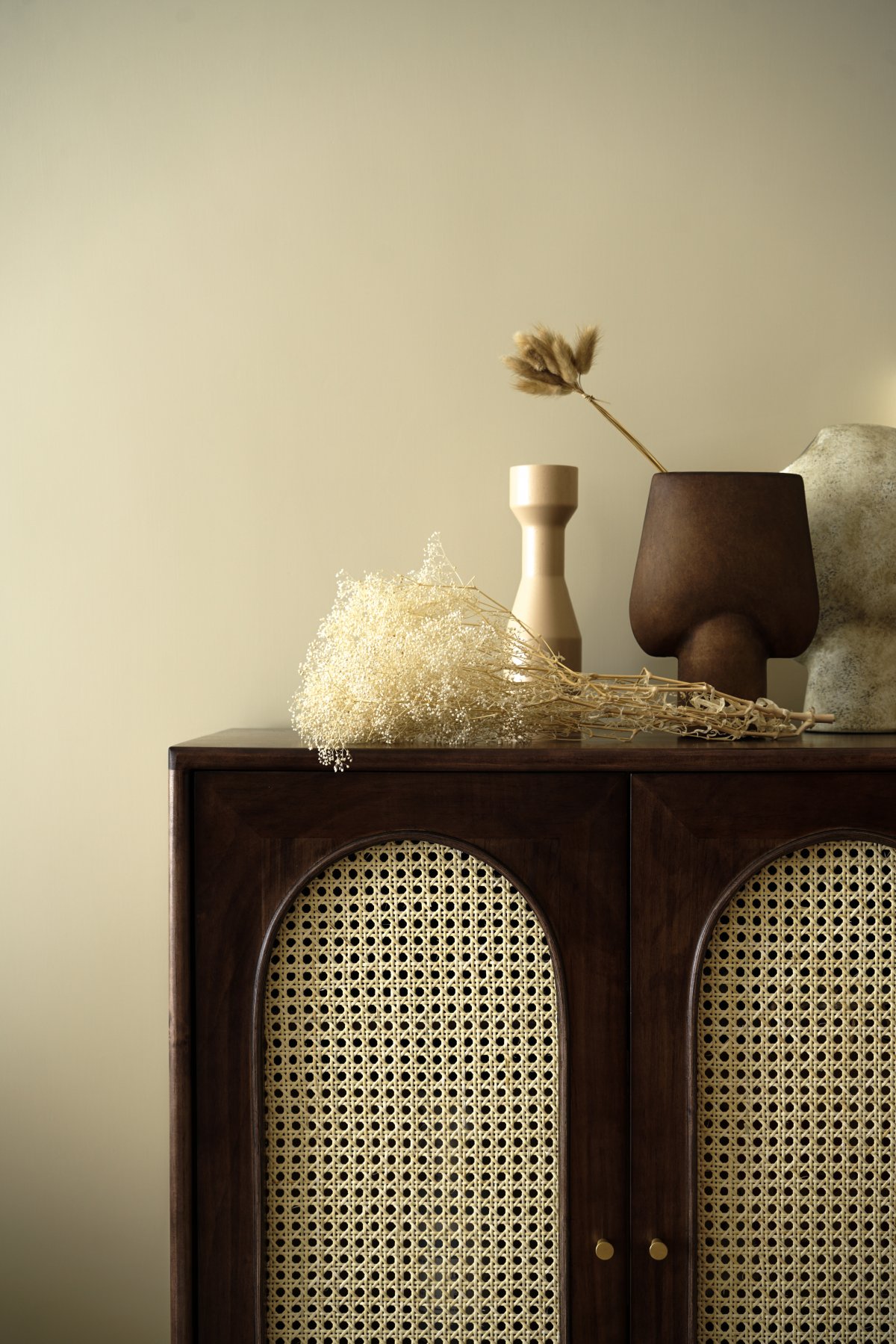 家装设计案例鉴赏——当轻甜奶油感与复古相接-2