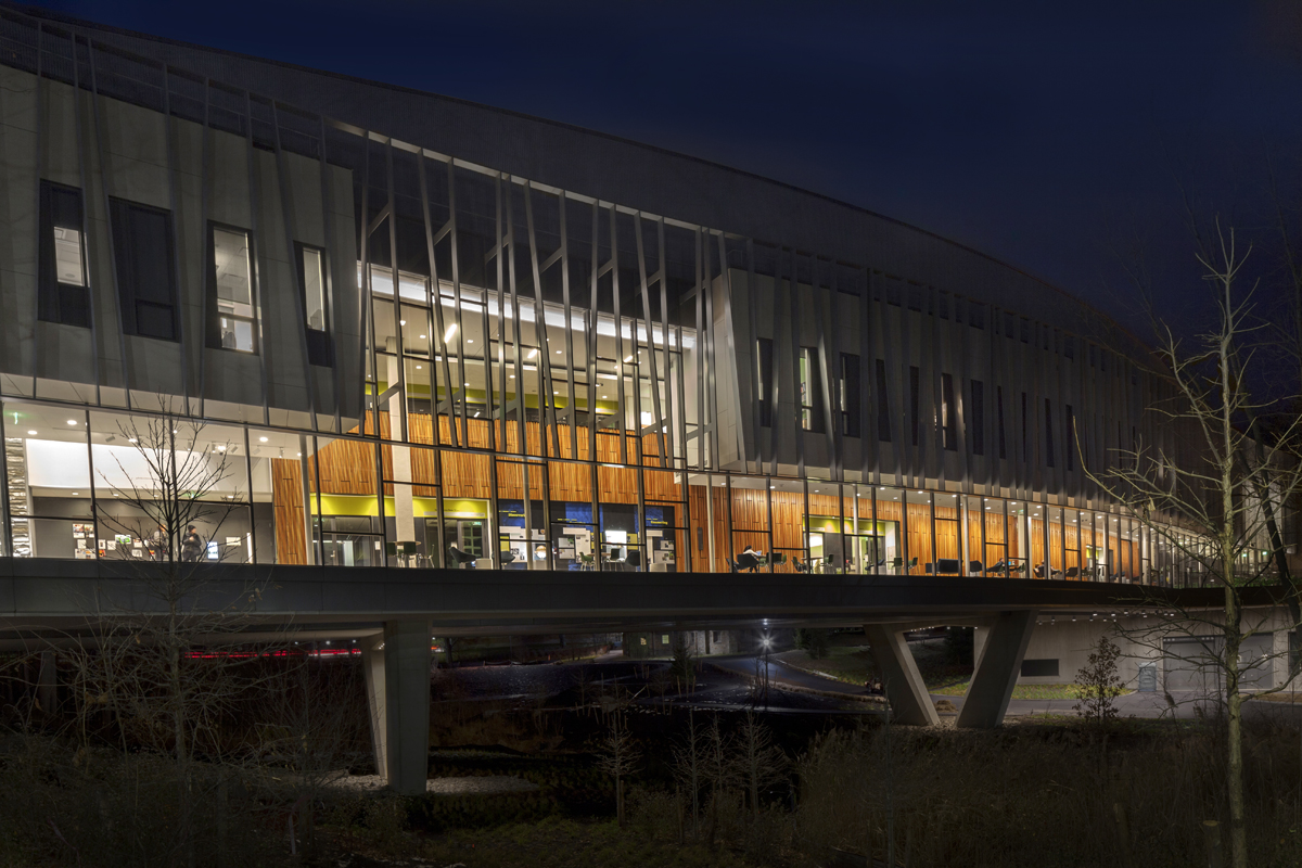 瓦萨学院实验室科学大楼-7