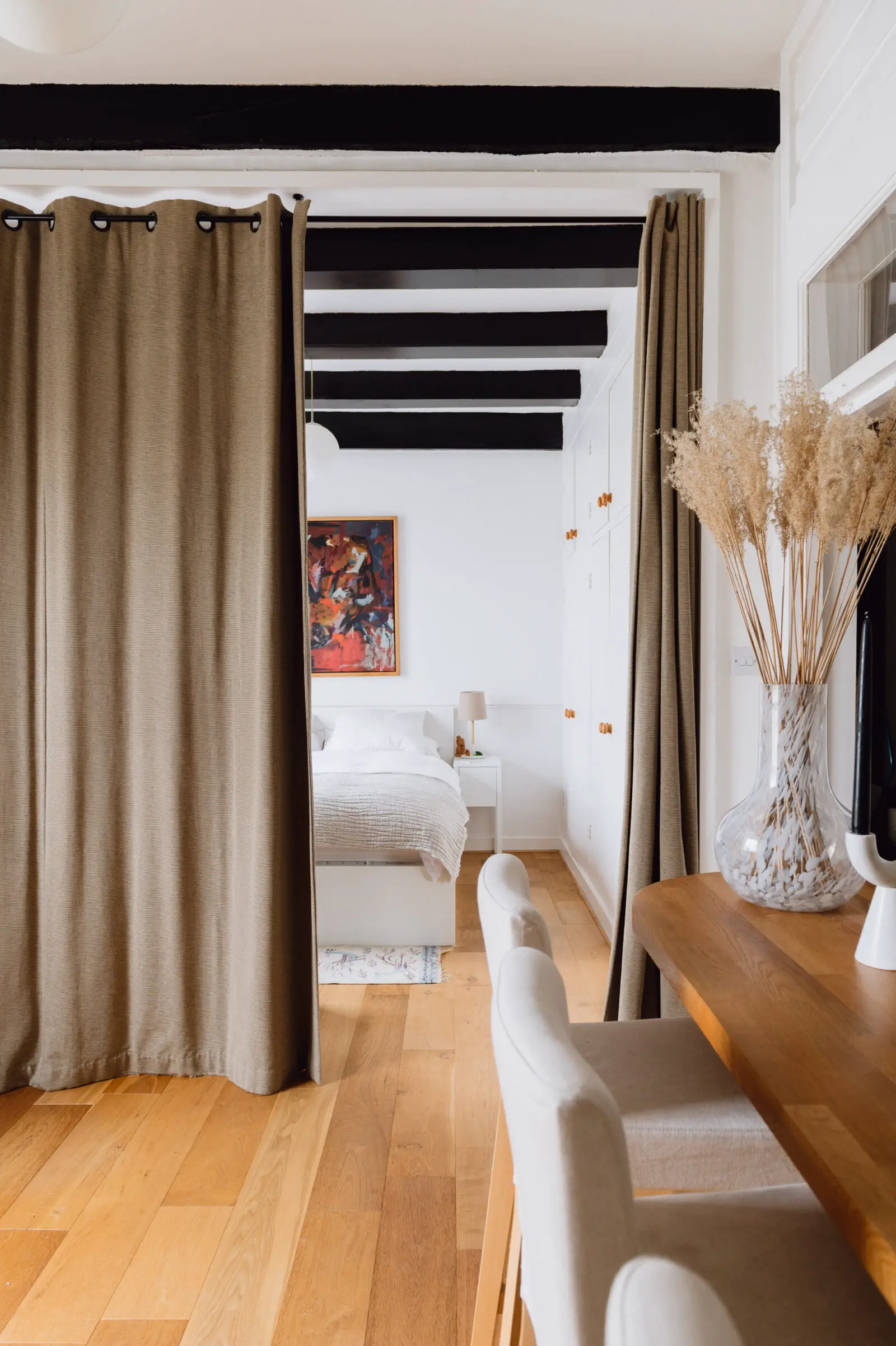 伦敦泰晤士河畔历史建筑改造的迷你阁楼-4