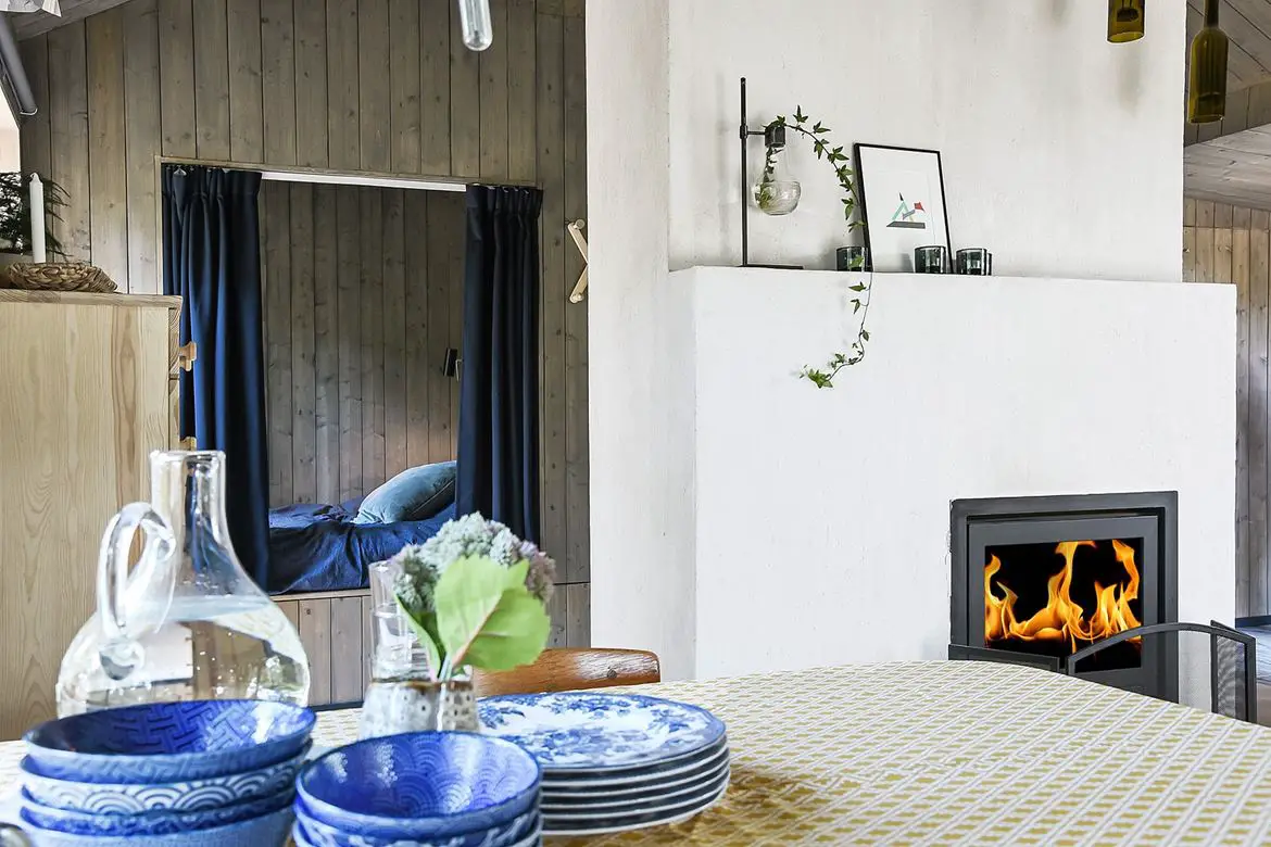 瑞典简约夏日小木屋设计-7