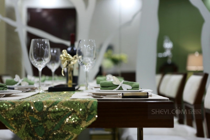 天居笔架山公馆F户型样板房-6