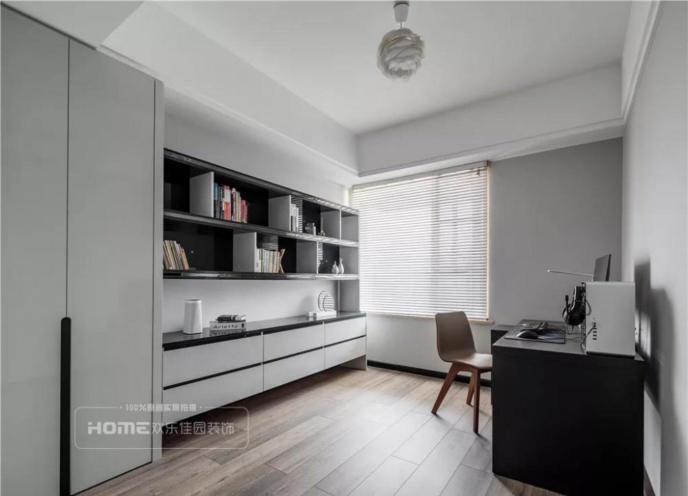 异形空间,极简美学——小康哥的定制之家-34