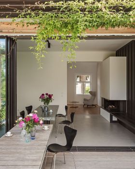 斯特恩贝格别墅，克洛斯特新堡丨SWAP Architektur