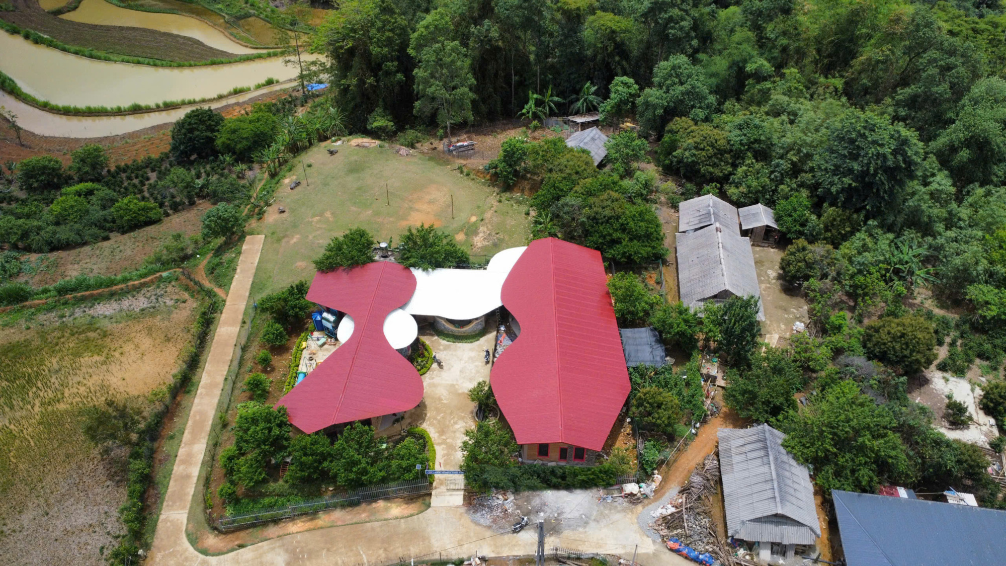 Hang Tau Kindergarten and Primary School / 1+1>2 Architects-27