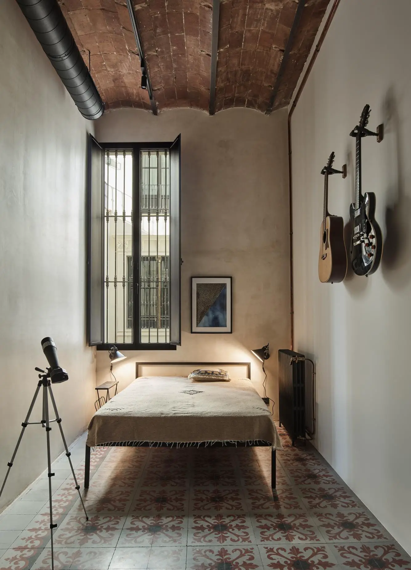 巴塞罗那旧仓库改造的工业风 Loft-11