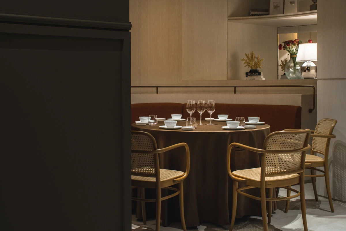 麻辣尾巴 · 成都川味餐厅的创意设计丨中国成都丨十人 xandy-12