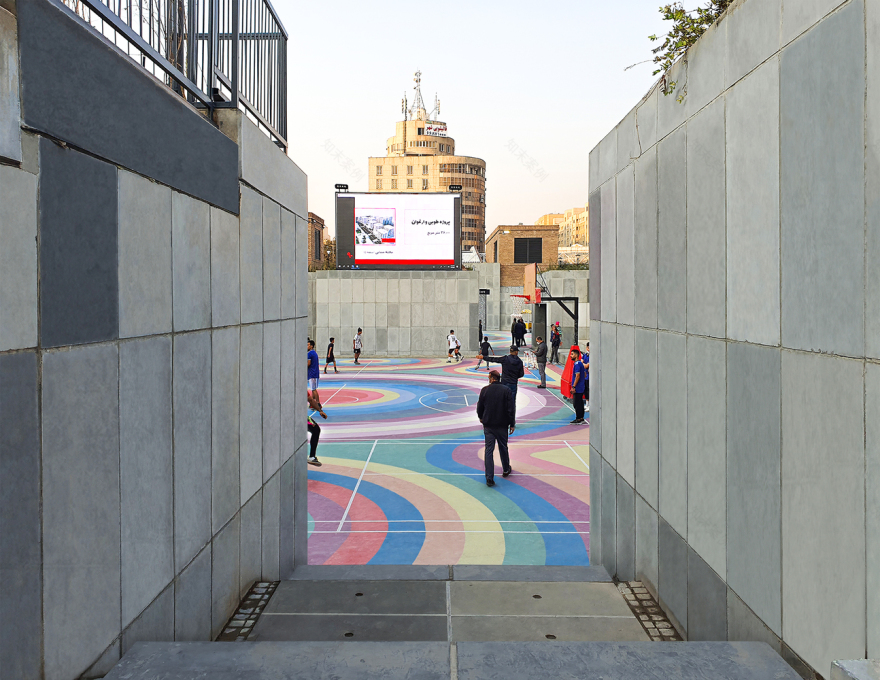 比里亚纳克地铁广场丨Ashrafi & Zad-7