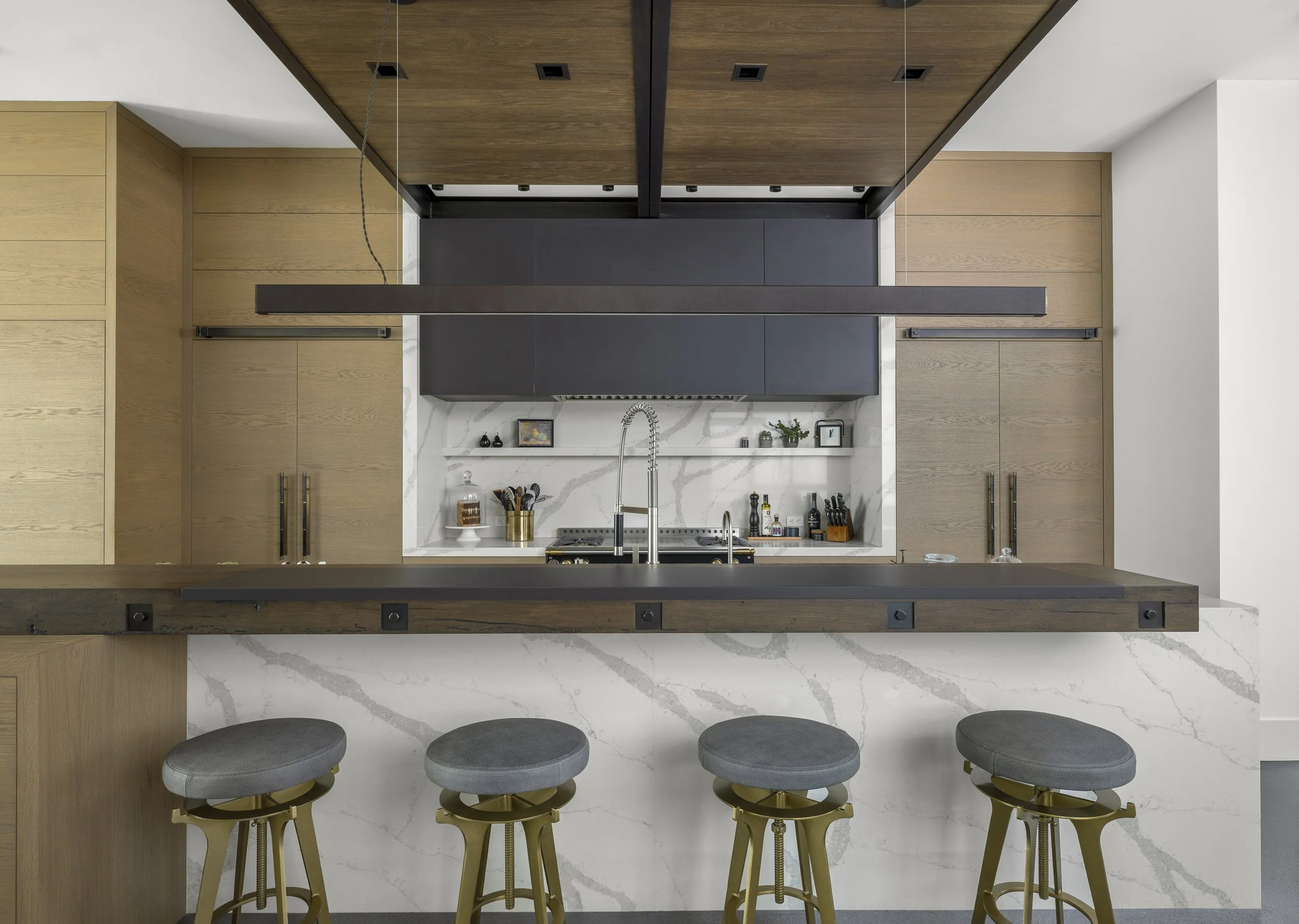 现代码头（注：Marina常见释义为码头、游艇码头 ，Modern是现代的 ） 丨美国丨HSH INTERIORS-1