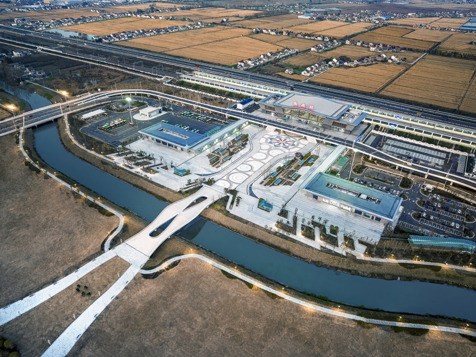扬州市宝应高铁站人行桥(荷叶桥)丨中国扬州丨南大院张冰土木方工作室-7