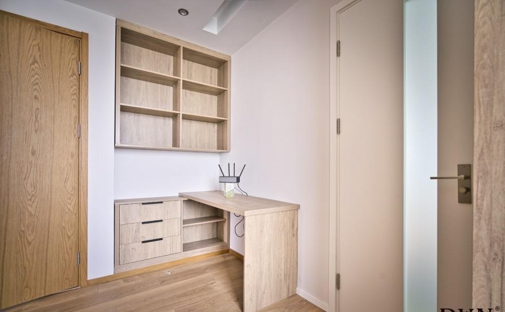 简约白色木色空间,打造舒适生活环境-18