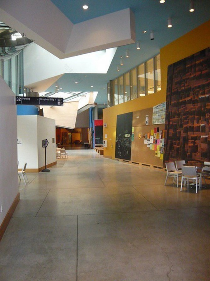 Frank Gehry- 15 Iconic Projects - RTF | Rethinking The Future-43