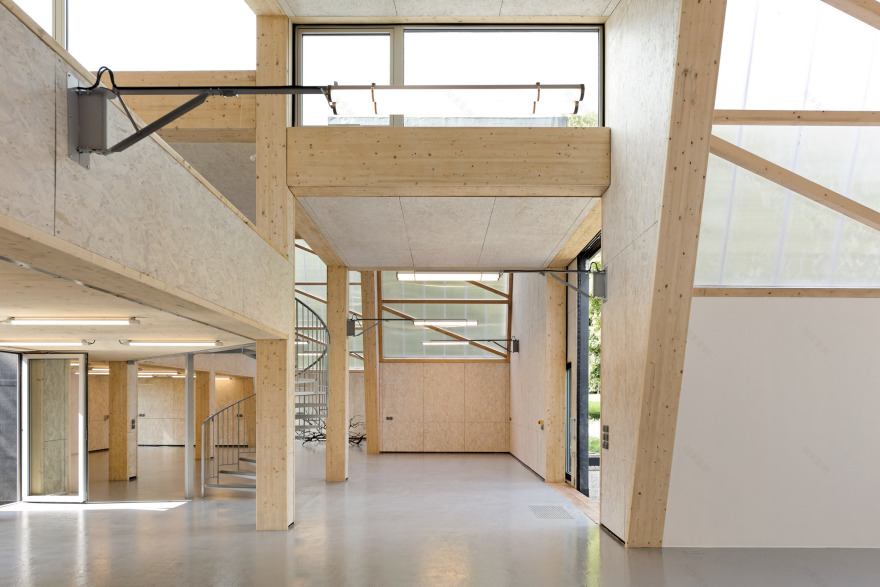 The Good, the Bad and the Ugly Artist's Studio / Didier Fiúza Faustino-48