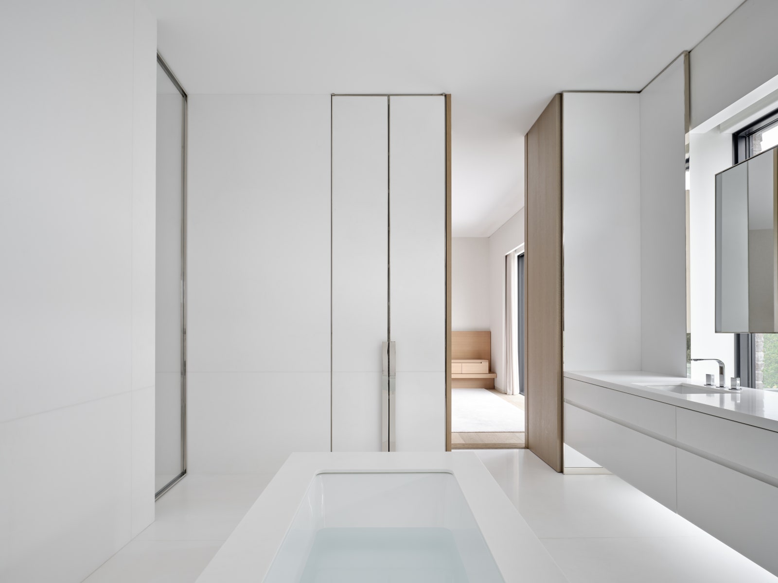 极简主义的优雅 | 多伦多夫妇的宁静之家-17