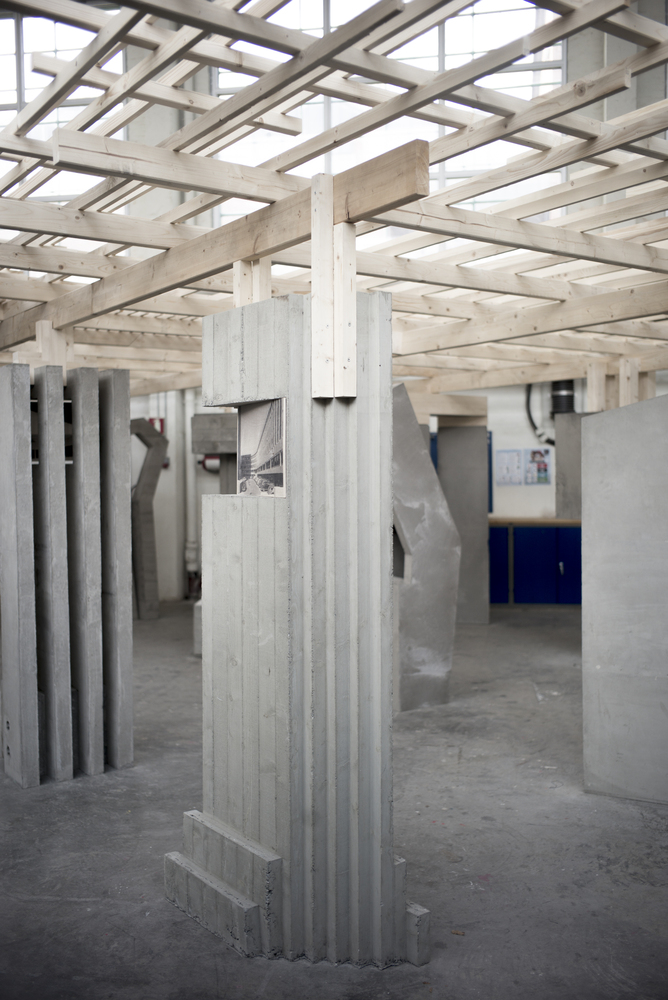 致敬被拆除的 Y 型建筑,混凝土与木结构打造的档案馆-24