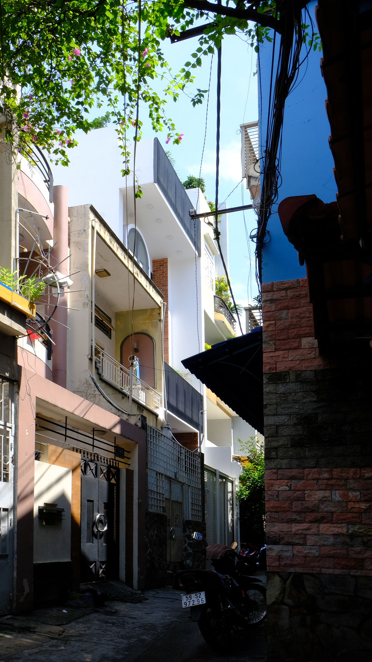 Ngôi nhà phố 72m2 dành ⅓ diện tích cho khoảng thông tầng | Chi.Arch - Hội Kiến Trúc Sư Việt Nam-1