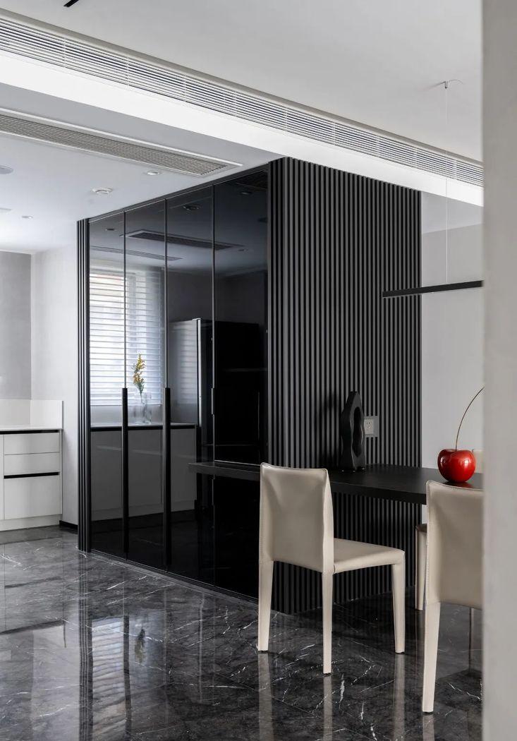 乌托邦式的潮玩收藏空间-24