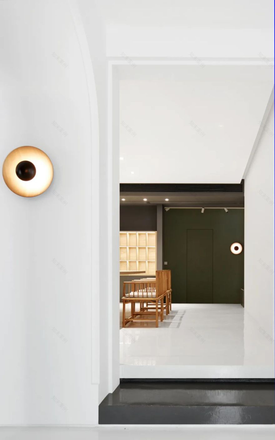 凯丽雅居 | 极简白撞色,艺术涂料与布艺软装的完美融合-23