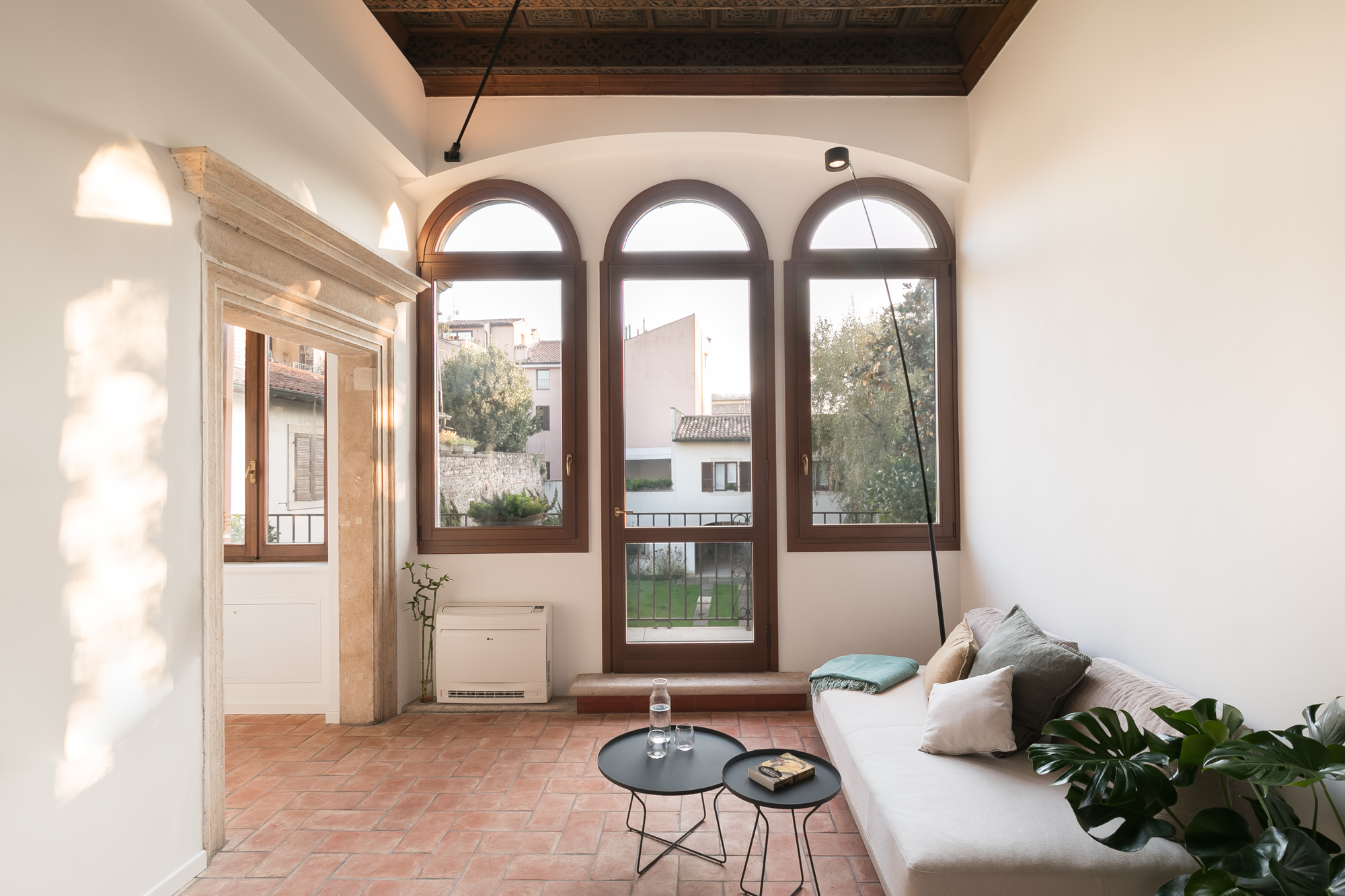 CasaLB · 历史建筑中的现代室内设计丨PadiglioneB 建筑工作室-16