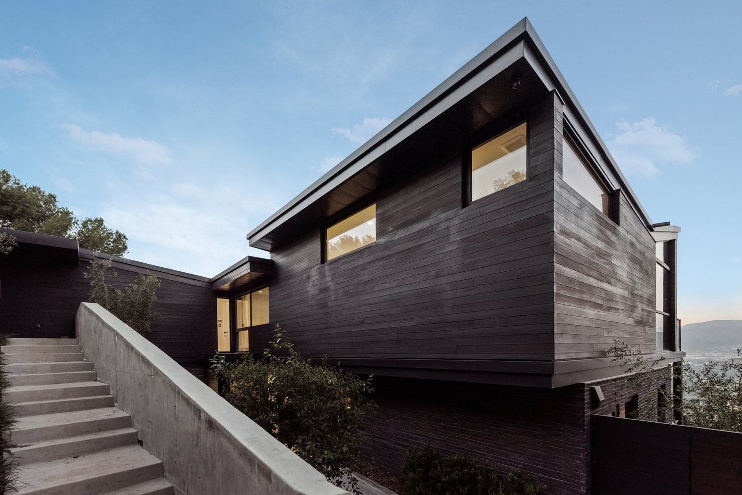 t House · 现代山地住宅设计丨Aaron Neubert Architects-1