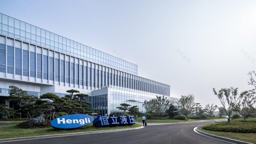 项目落成:江苏恒立国际研发中心|华纳幕墙-5