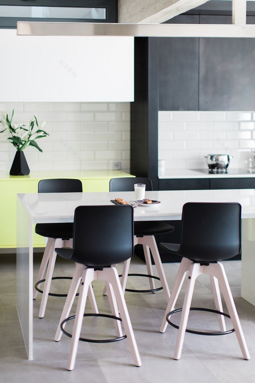 Old Apartment in Greece Transformed into an Industrial Space with a Unique Style-12