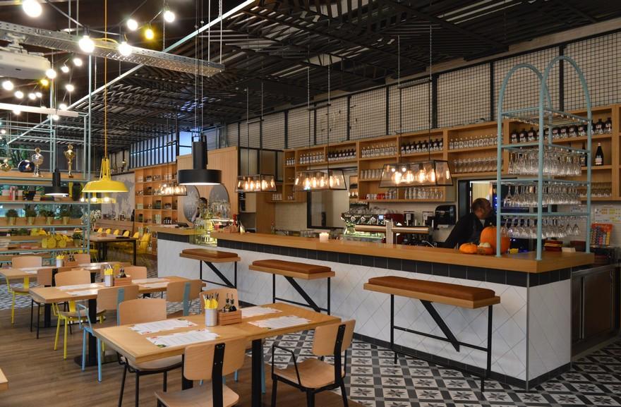 Denk Fabrik Restaurant in the German city of Karlsruhe / Gruppo Decorativo-6