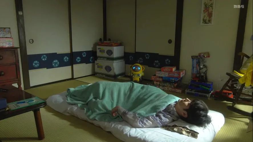 《钱断情始》里的日式 Shabby-chic 家居美学-140