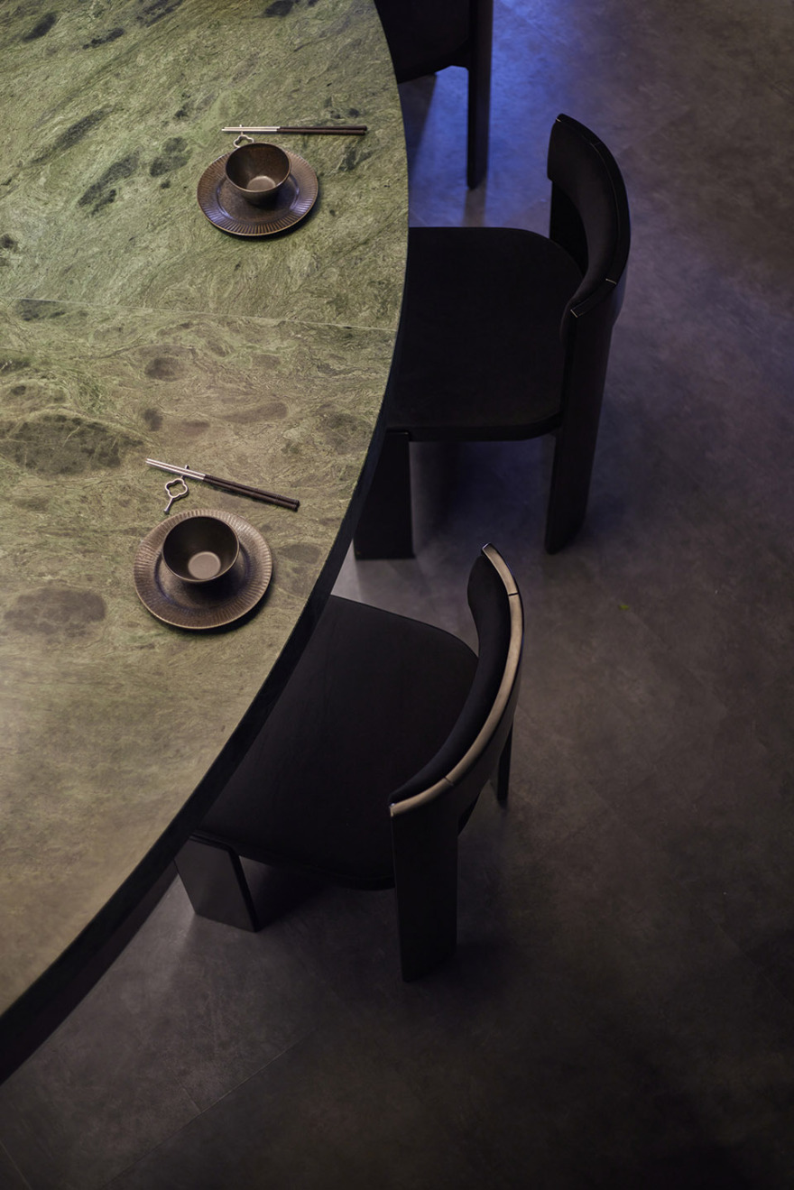 “葱茏”餐厅丨中国南京丨八荒设计团队-141