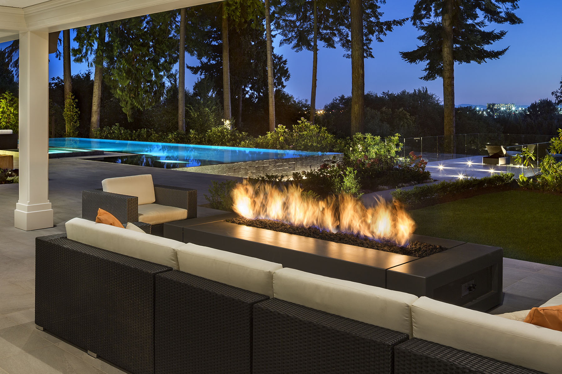 自然与现代的碰撞 | Paul Sangha Landscape Architecture 的 Juxtaposition 设计-3