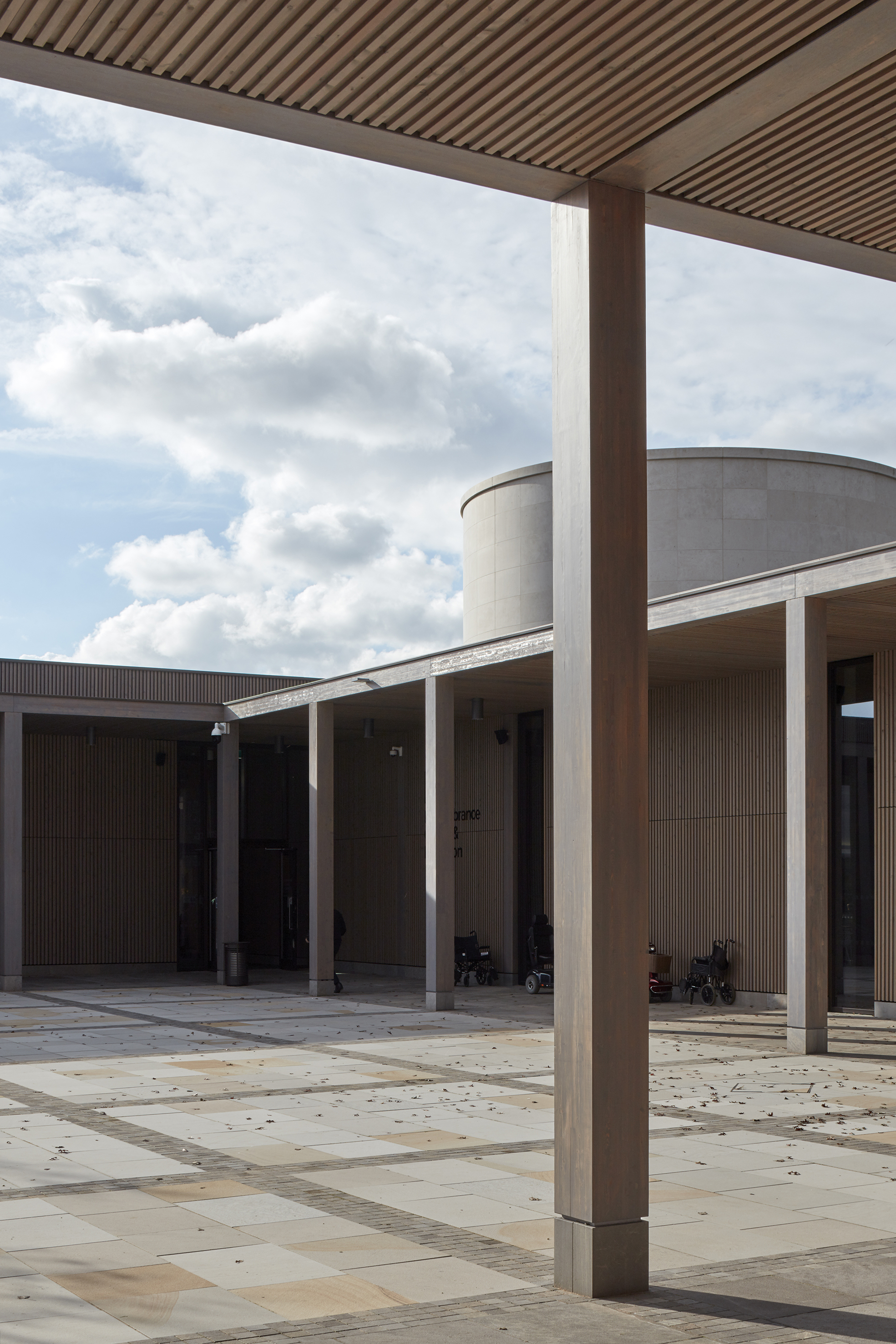 National Memorial Arboretum’s Remembrance Centre / Glenn Howells Architects-14