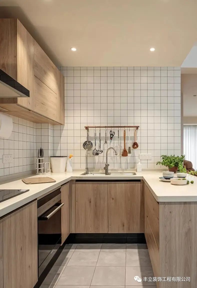 原木之魅 · 125m²温馨优雅家居设计丨丰立装饰-25