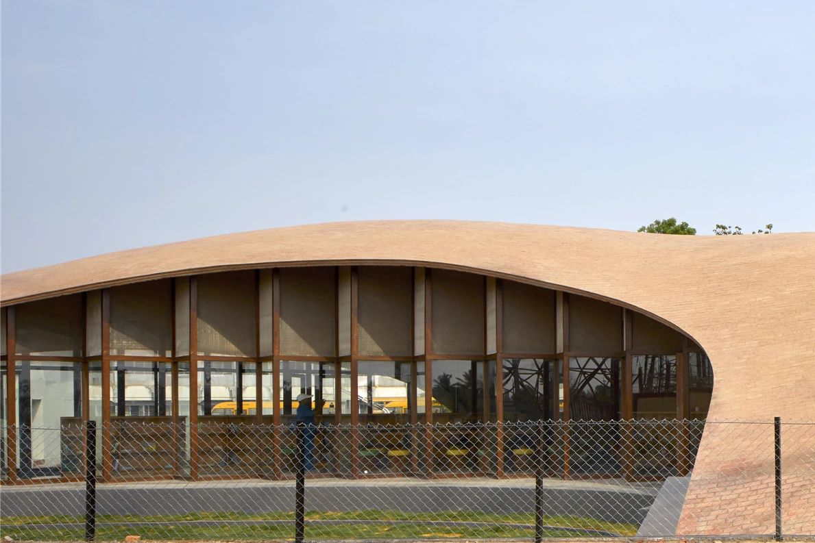 Sameep Padora - Associates | 印度Maya Somaiya图书馆 -0