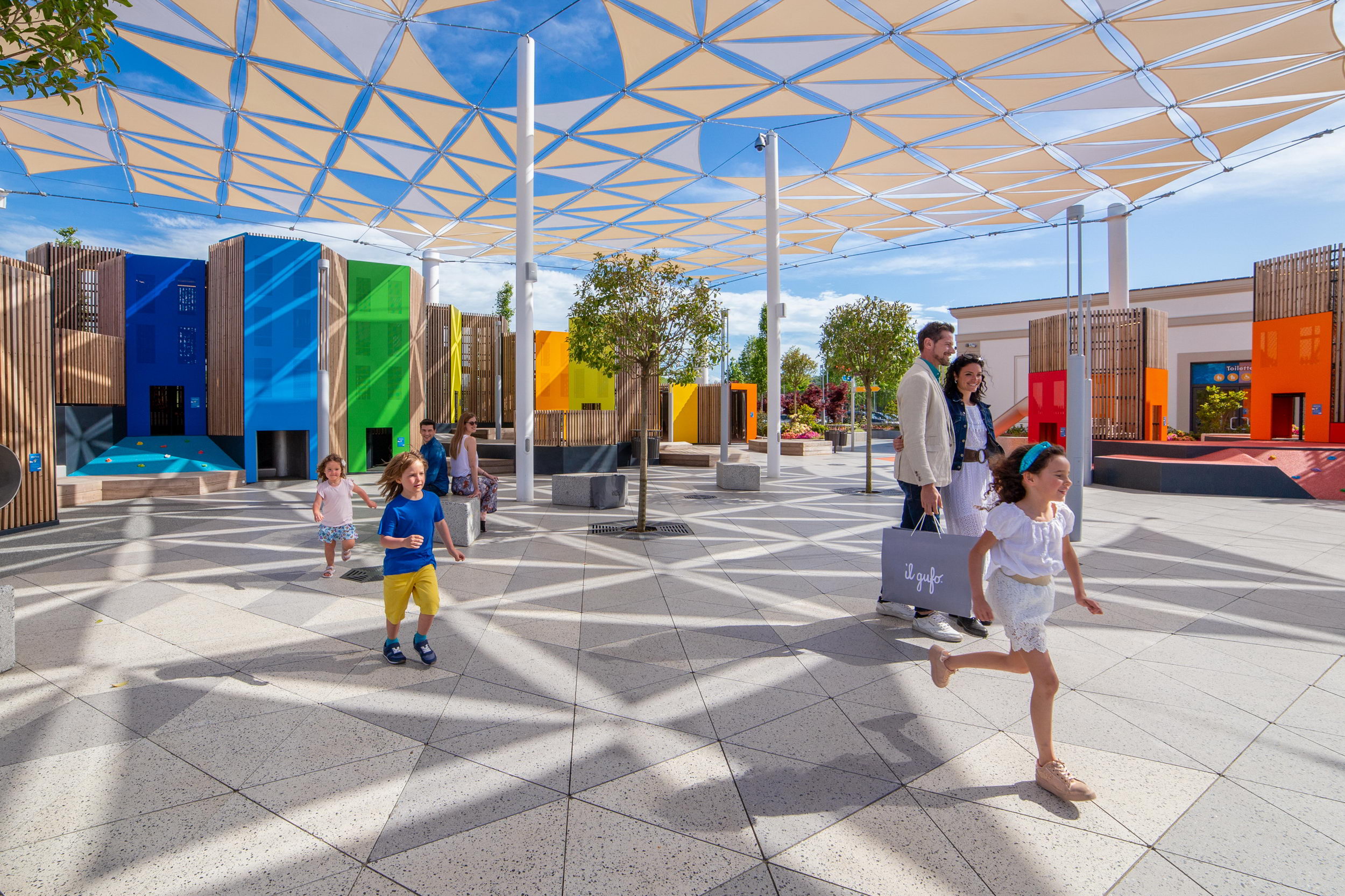 迷你的彩色村庄 | Carve 事务所打造的多功能游乐景观-32