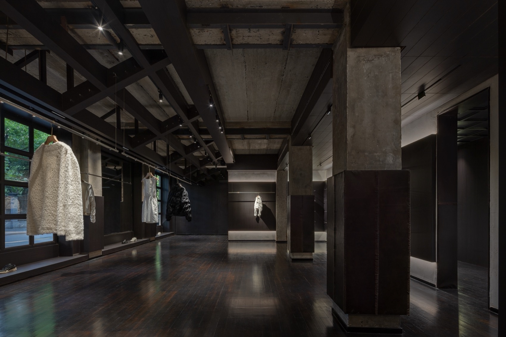 上海 The last Redemption 服装店丨中国上海丨直距设计-17