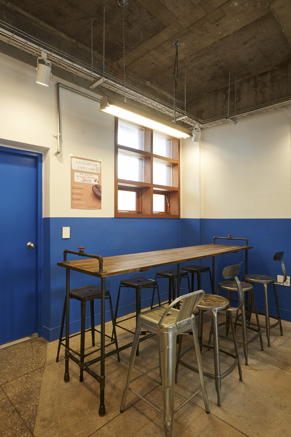 13 分顶级内饰设计，打破传统，重塑咖啡馆新格局-12