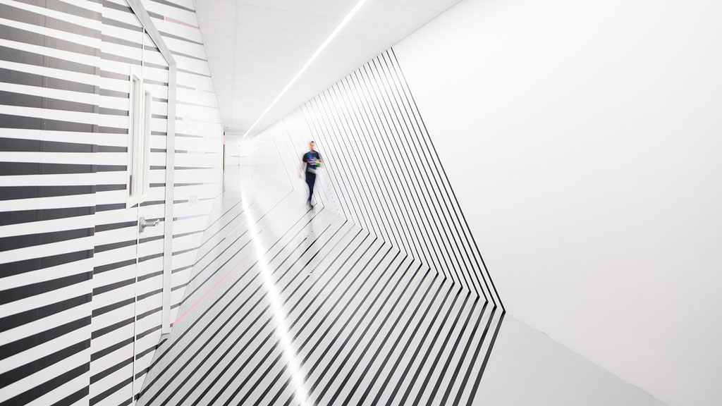 英特尔 MegaLab 研发设施大厅翻新-8