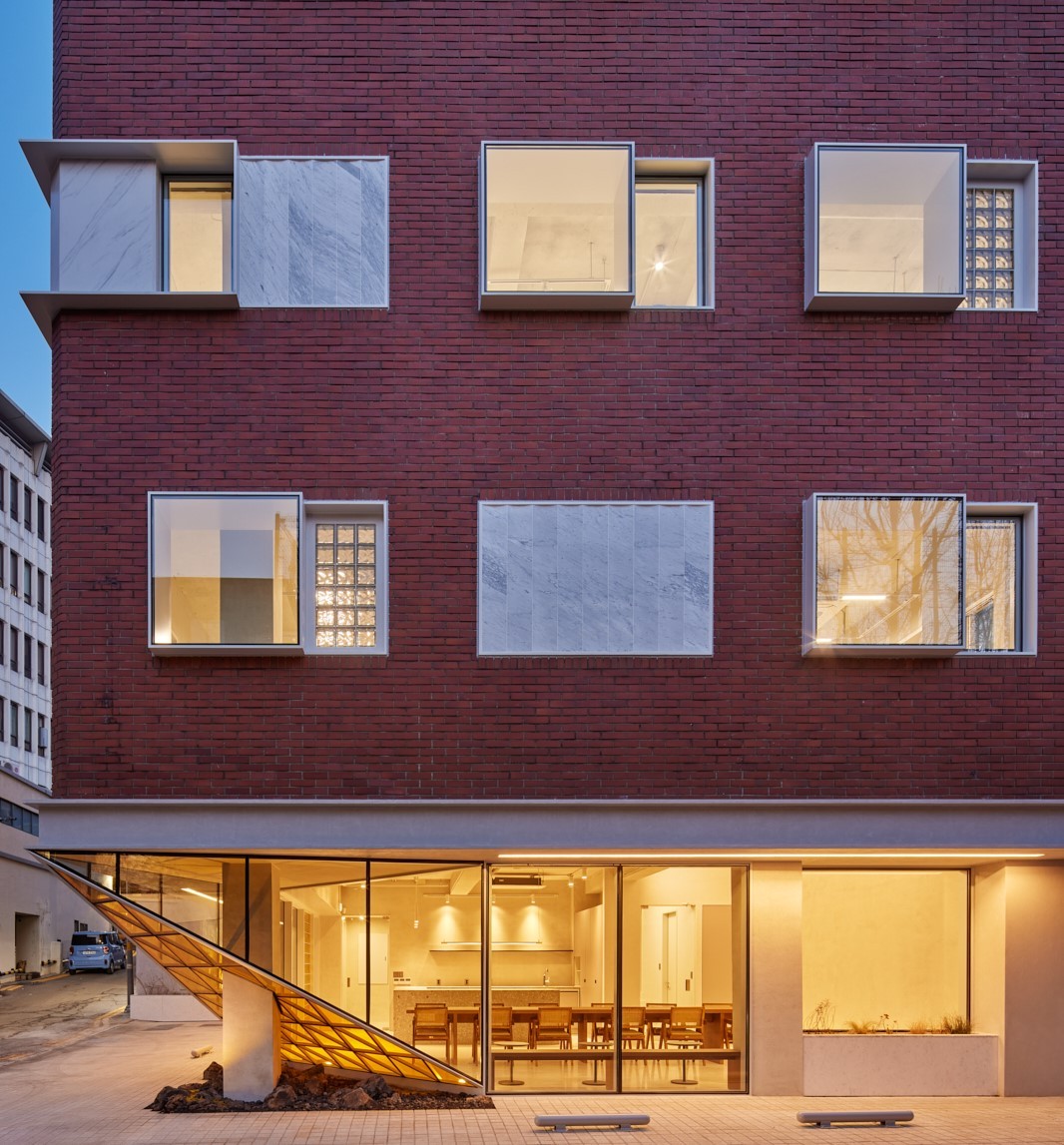 九个窗户，S·E·E·D 房屋丨韩国首尔丨S.E.E.D haus-30