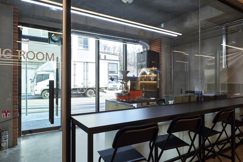 现代简约咖啡厅 | 洛斯廷咖啡室内设计-16