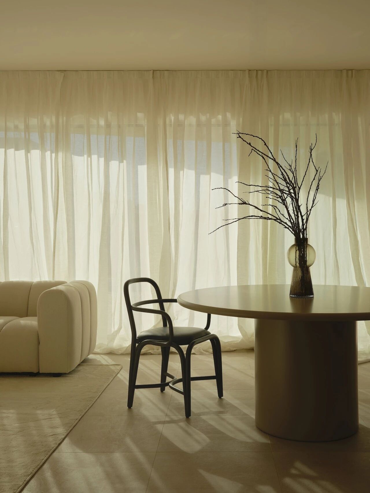 Balzar Arquitectos 195㎡纯白几何住宅丨西班牙巴伦西亚-10