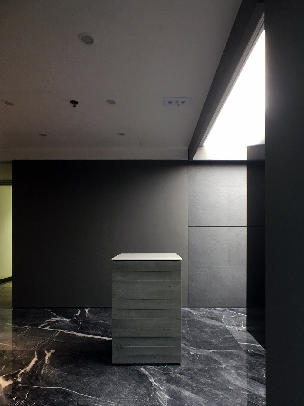 香港广场 Plot 建筑事务所办公室-10