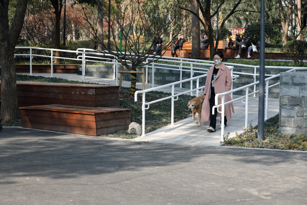 全龄友好的康养主题社区公园：上海长寿公园-98