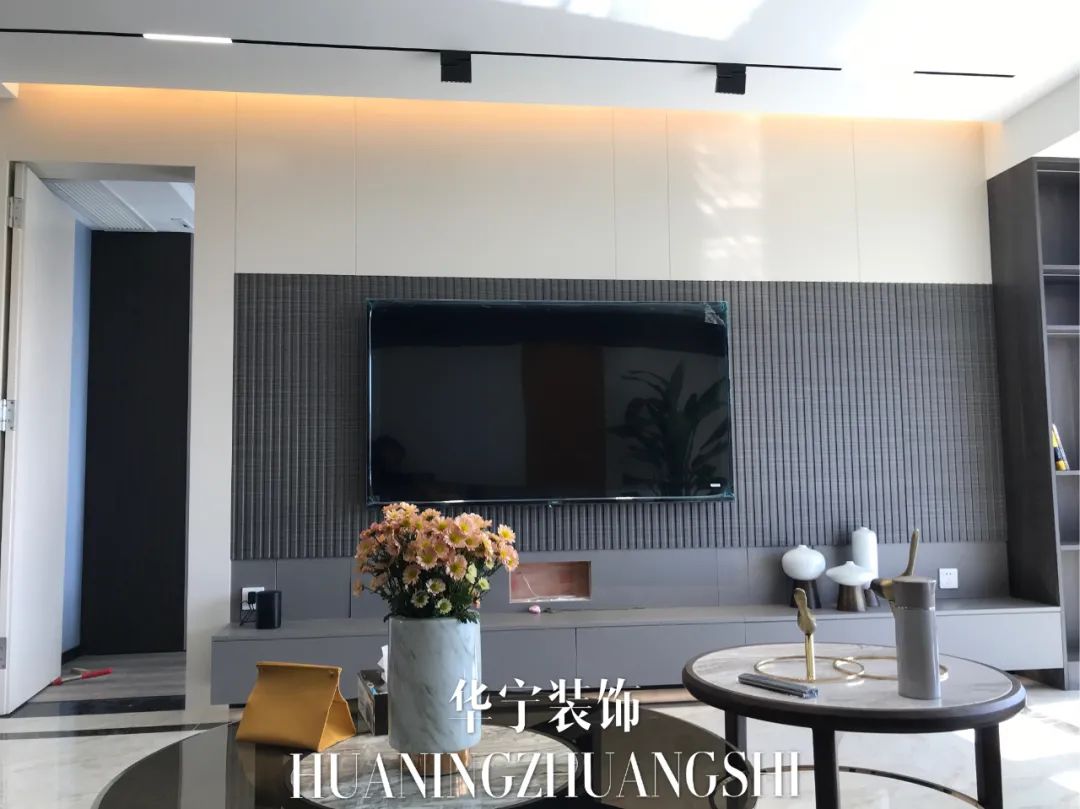 悦湖湾现代风精装房改造，独特慵懒气质打造幸福居家-23