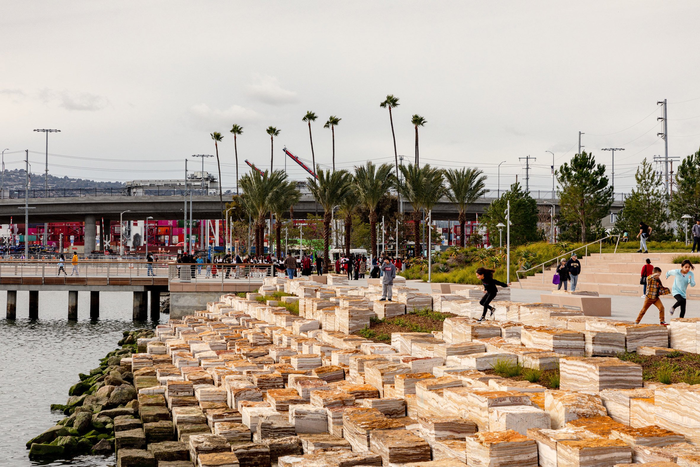 Sasaki completes waterfront transformation and public park in the Port of Los Angeles-16