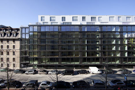 Coral House by Group8 | Dezeen-2