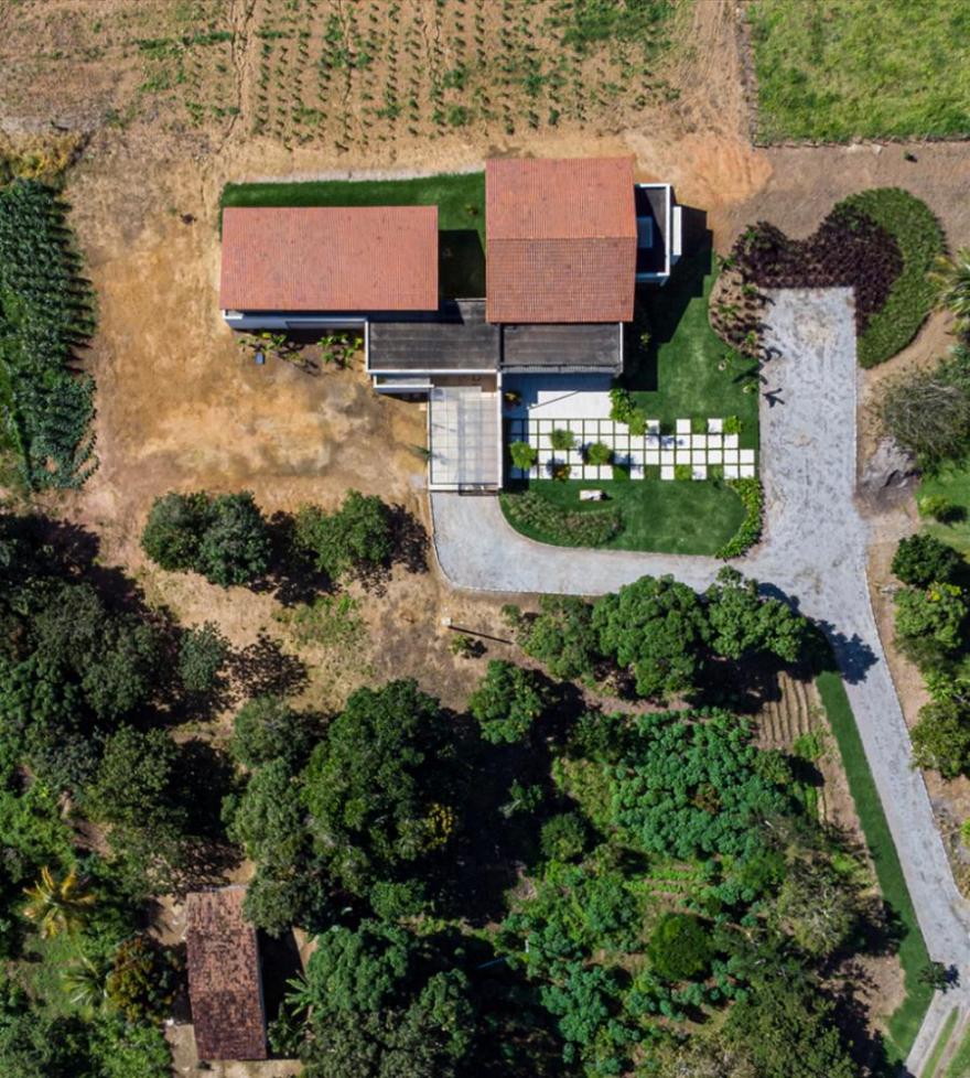 巴西绿色农场住宅-8