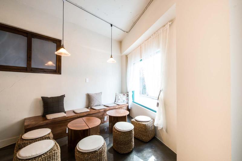 16 坪极简咖啡厅，打造温馨舒适空间-6