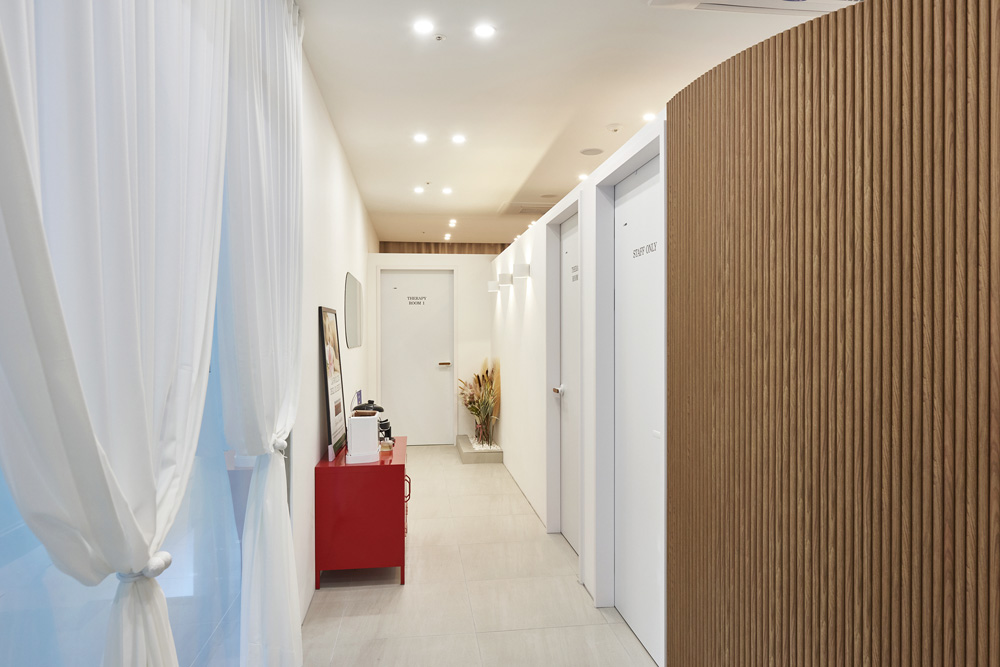 14 平白色木质小空间，极简设计的完美呈现-5